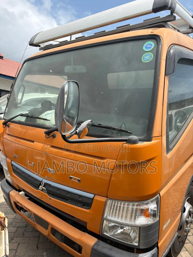 Mitsubish Fuso Canter - thumbnail 7