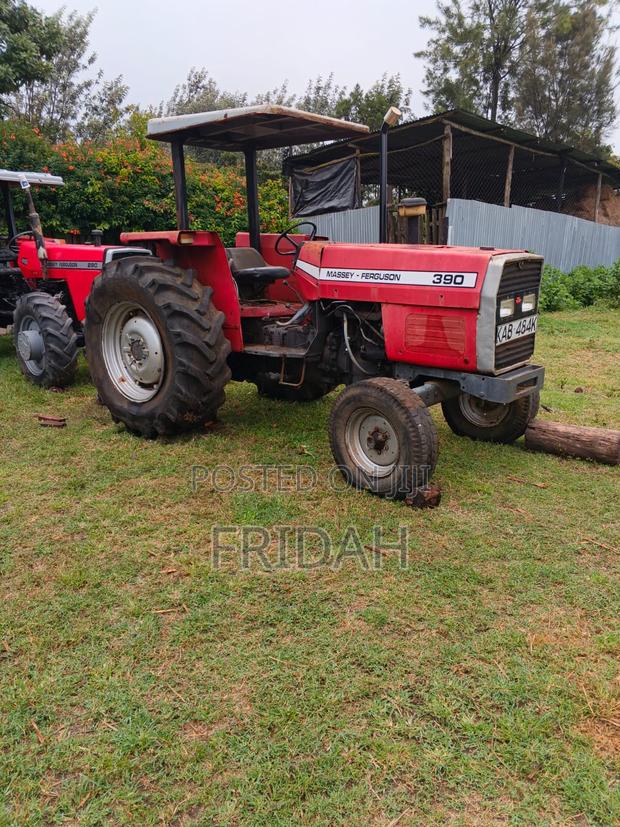 Massey Ferguson 390 - thumbnail 3