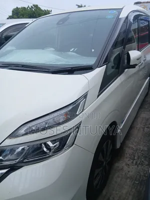 Nissan Serena 2019 White