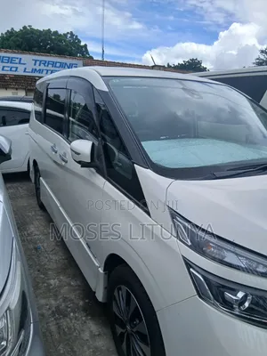 Nissan Serena 2019 White