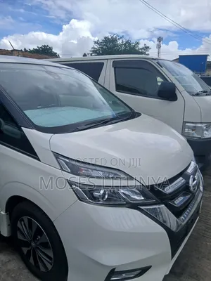 Nissan Serena 2019 White