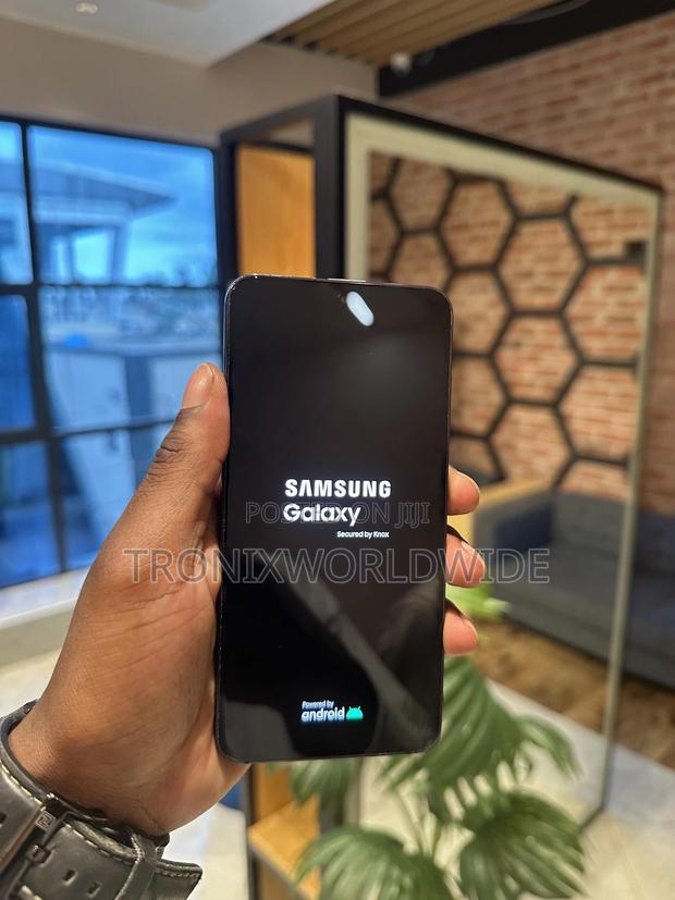 Samsung Galaxy S23 256 GB Black - thumbnail 2