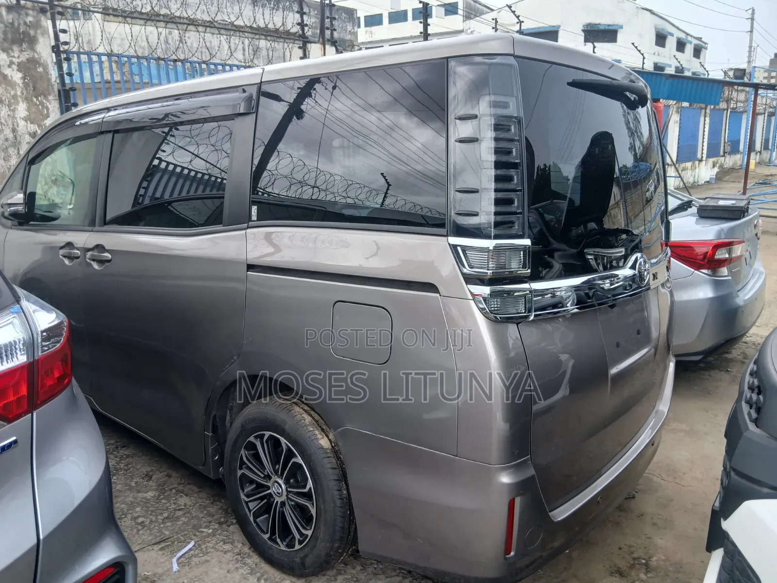 Toyota Voxy 2019 Beige