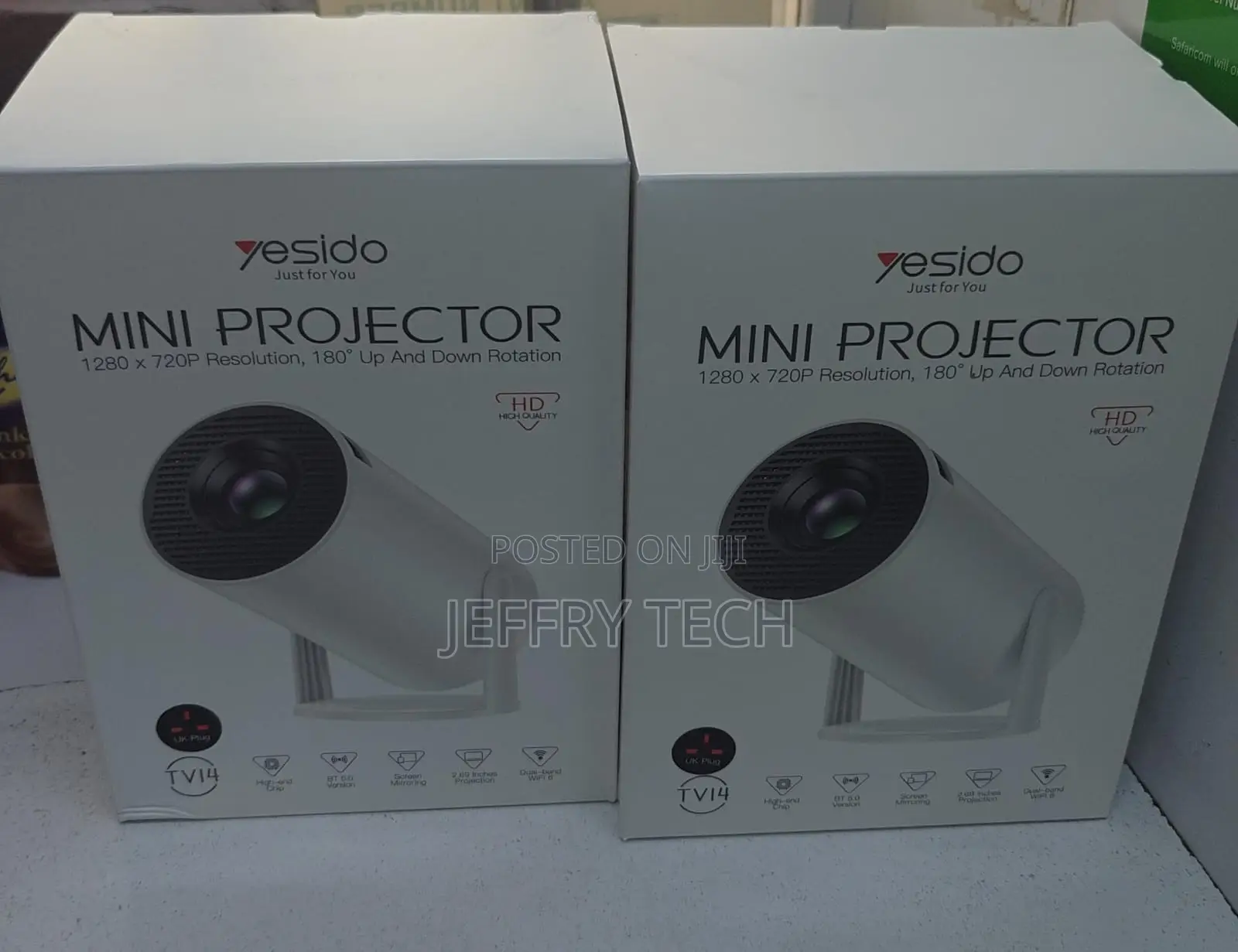 Yesido Mini Tv14 Portable Android-Powered Projector.