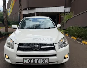 Toyota RAV4 2012 White