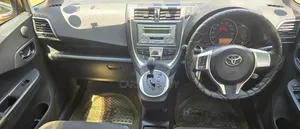 Toyota Ractis 2014 Black