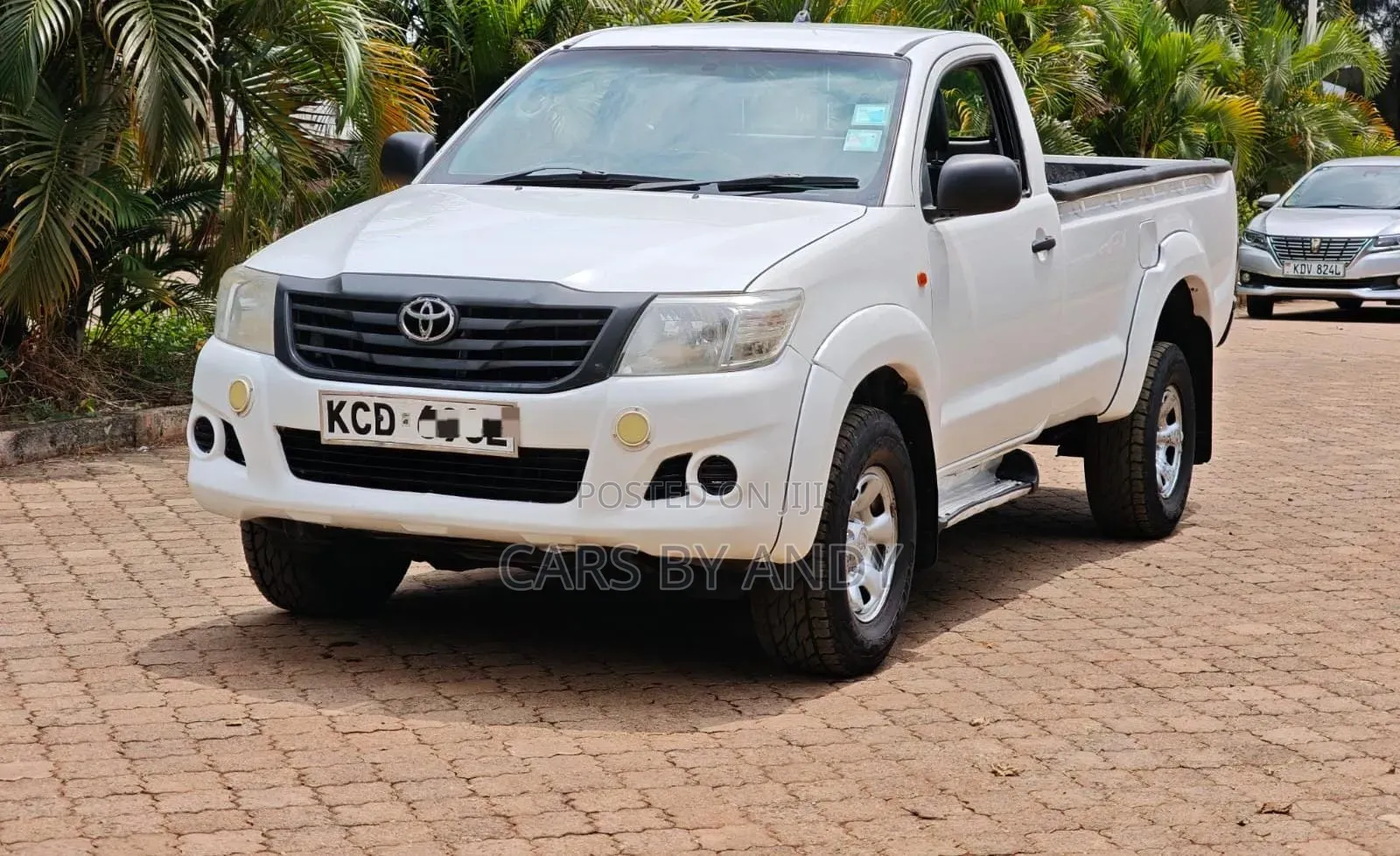 Toyota Hilux 2015 White