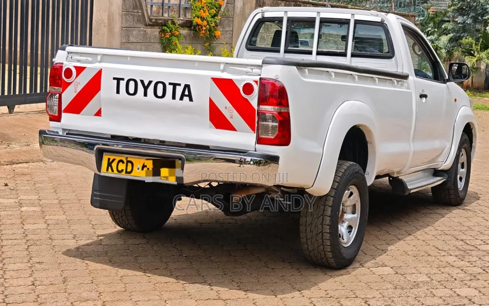 Toyota Hilux 2015 White