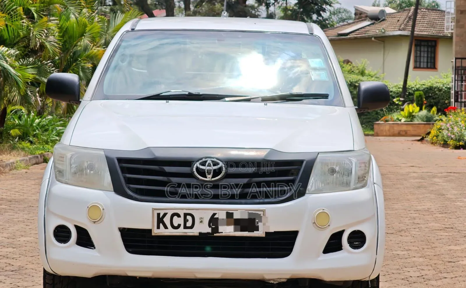 Toyota Hilux 2015 White