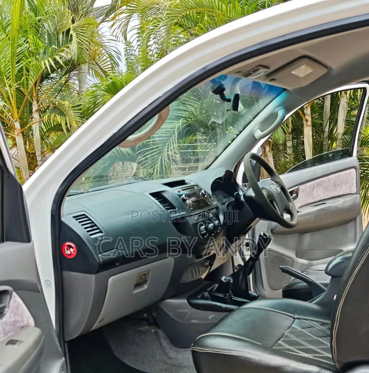 Toyota Hilux 2015 White