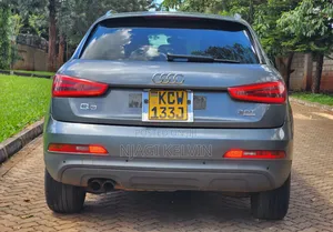 Audi Q3 2.0 TFSI 211hp quattro 2012 Gray