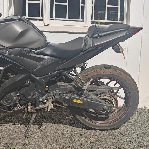 Yamaha R3 2016 - thumbnail 6