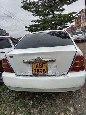 Toyota Corolla 2004 White