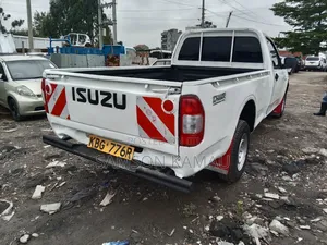 Isuzu D-MAX 2005 White