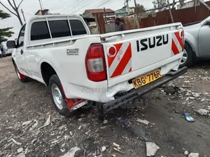 Isuzu D-MAX 2005 White