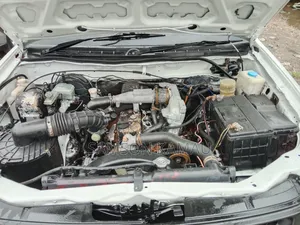 Isuzu D-MAX 2005 White