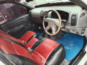 Isuzu D-MAX 2005 White