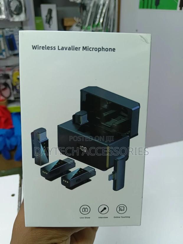 4-in-1 Noise Reduction Wireless Lavalier Microphone Set. - thumbnail 2