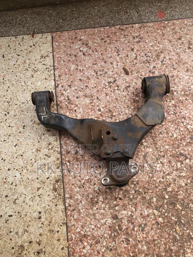 Toyota Hiace 7l Upper Control Arm