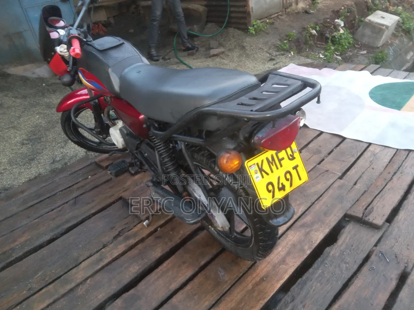 Bajaj Boxer 150 UG 2021 Red