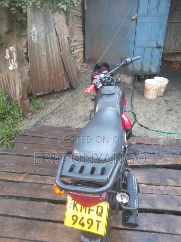 Bajaj Boxer 150 UG 2021 Red - thumbnail 7