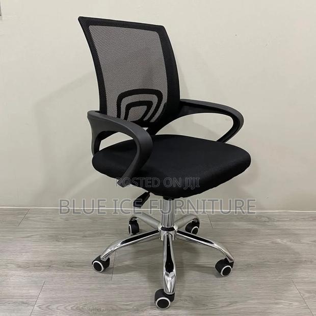 Office Working Mesh - main view