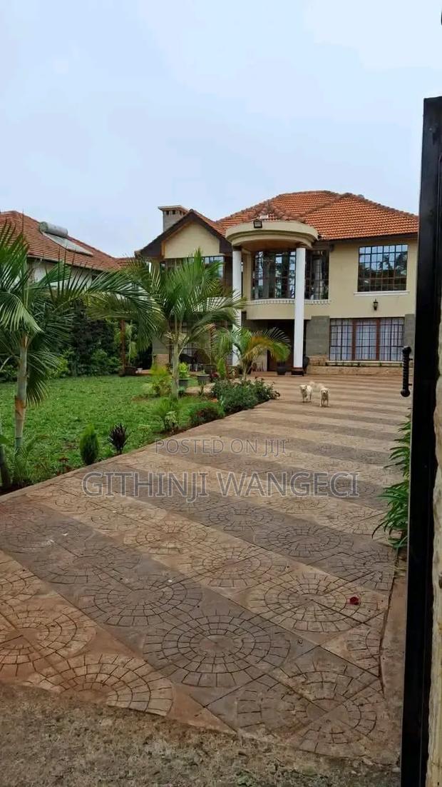 5bdrm Mansion in Kerarapon for sale