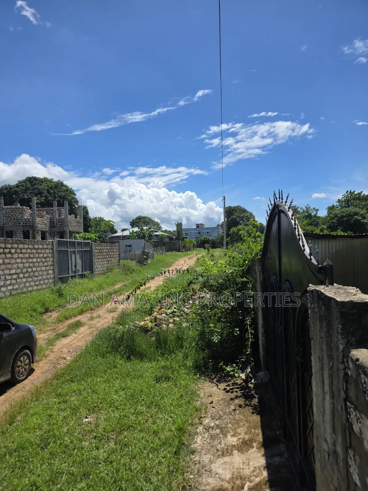 50 by 100 Plot Mtwapa Kizingitini for Sale Fully Fenced With Perimeter