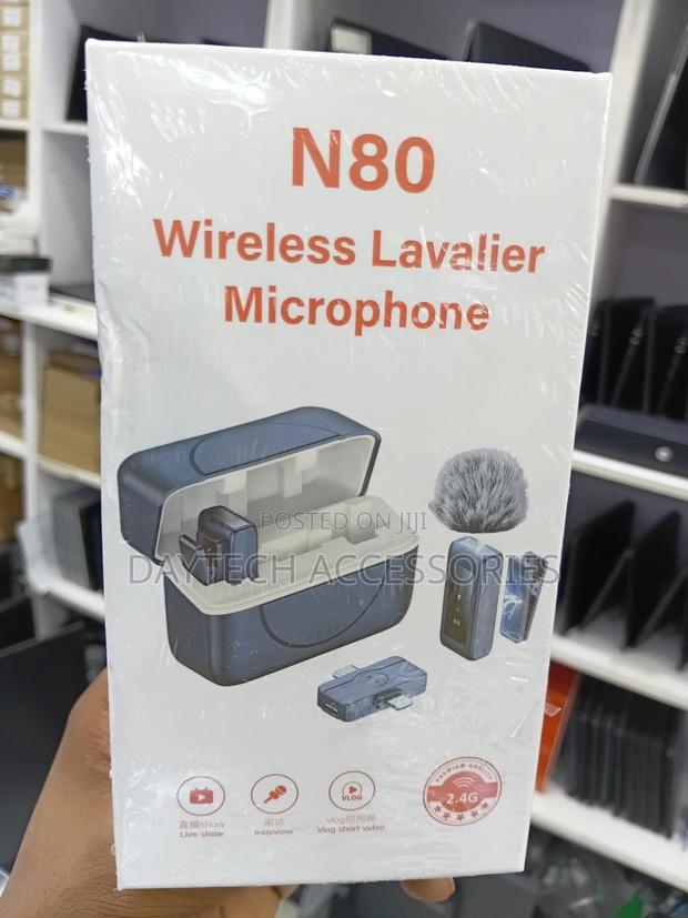 N80 Wireless Lavalier Microphone Set With a Digital Display - Blackl