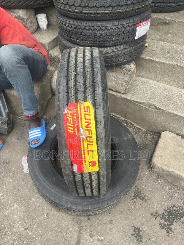 215/75r17.5 Sunfull