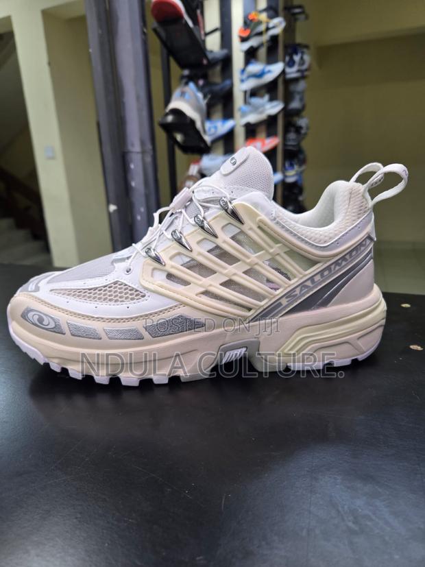 Salomon Pro Acs Desert Sneaker - main view