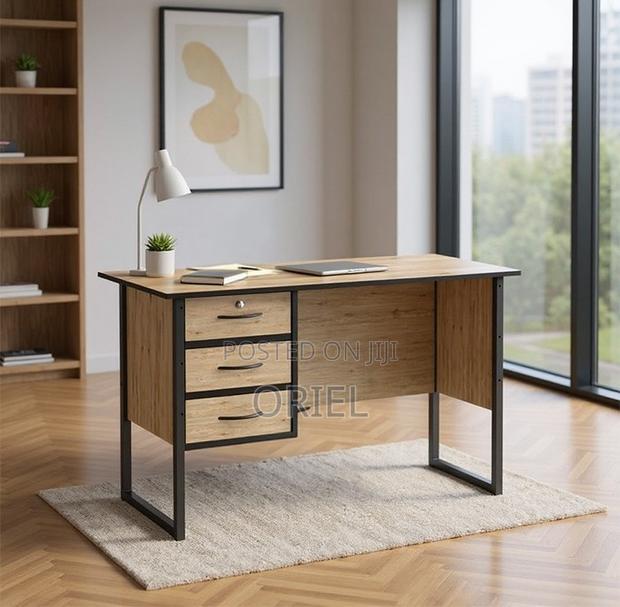 Office Desk : 1.2m Generic Office Computer Desk - thumbnail 10