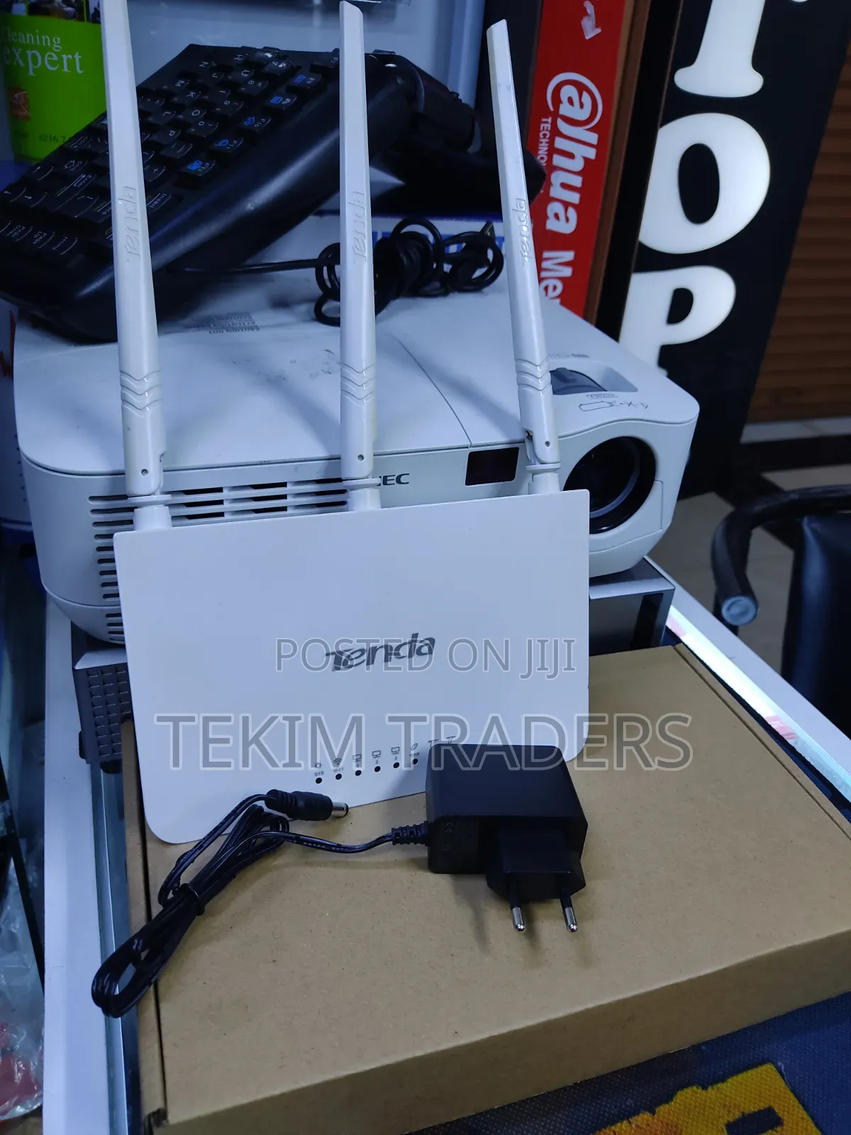 Tenda Wifi Router