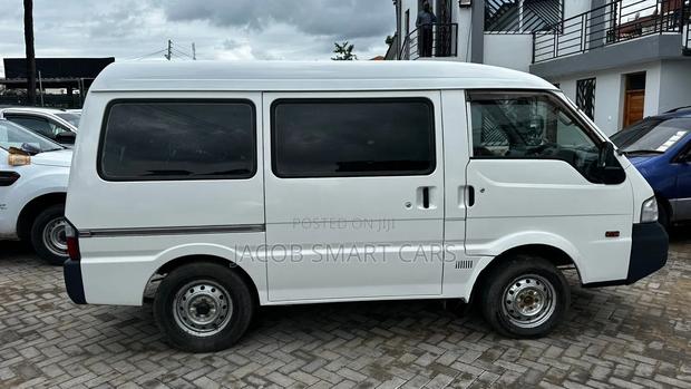 Mazda Bongo 2015 White - thumbnail 2
