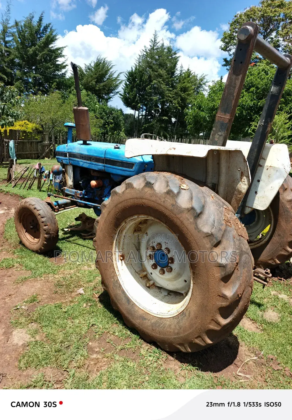 Tractor Ford 3910