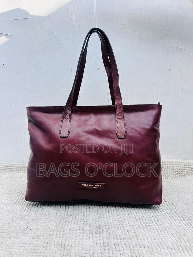 Authentic the Bridge Italian Leather Shoulder Bag - Maroon