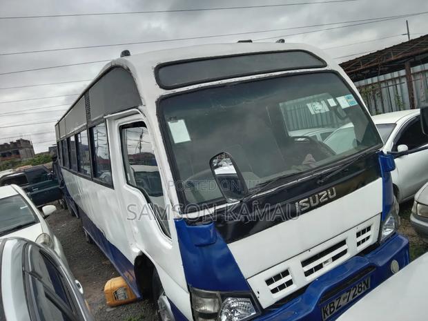 Isuzu NQR 2000 White - thumbnail 5