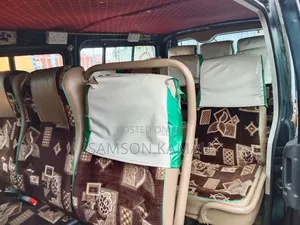 Toyota HiAce 2014 Green