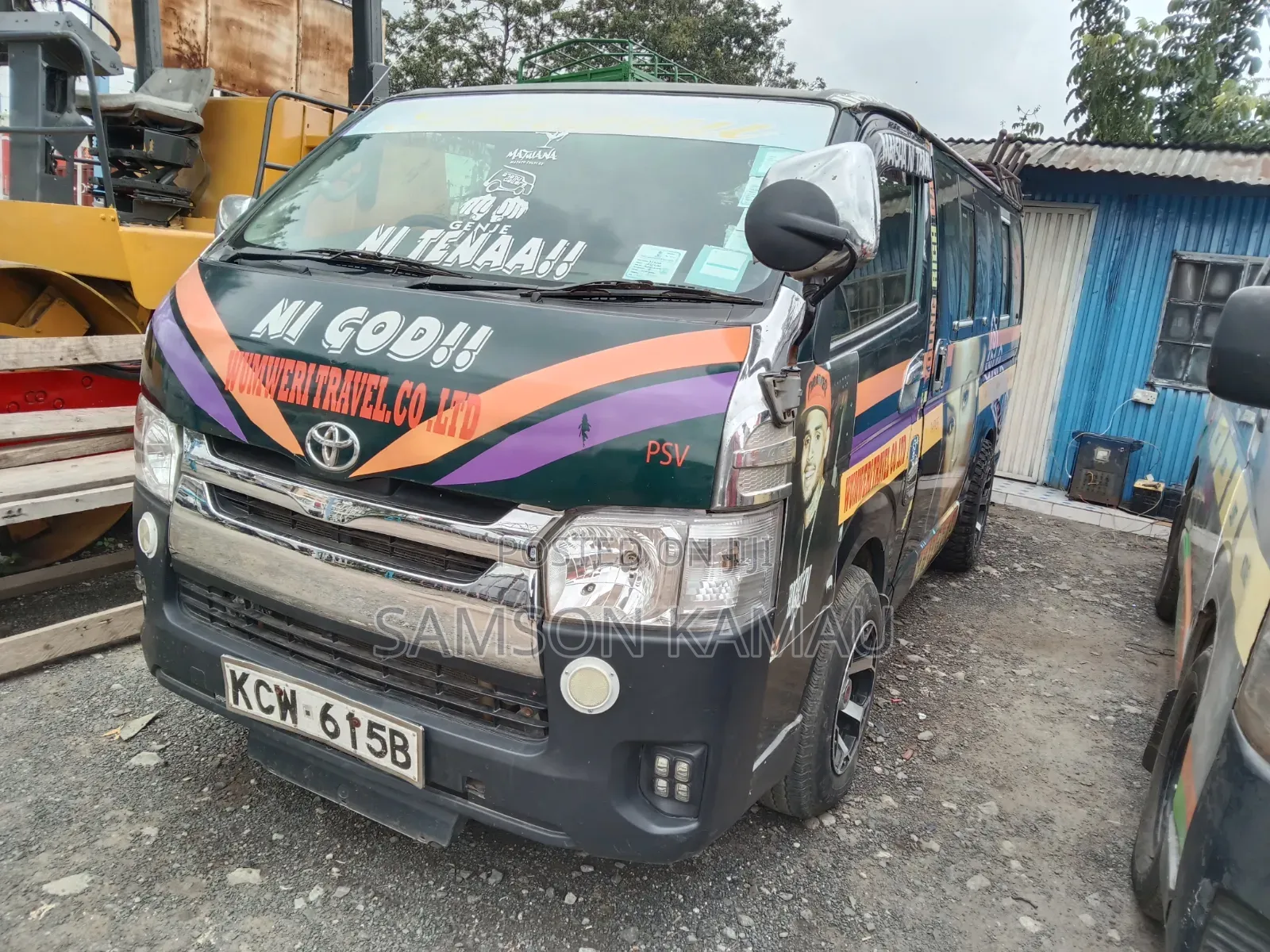 Toyota HiAce 2014 Green
