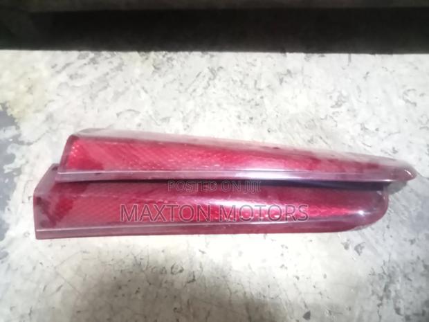 Upper Taillight Finisher Nissan Note E11 - thumbnail 2