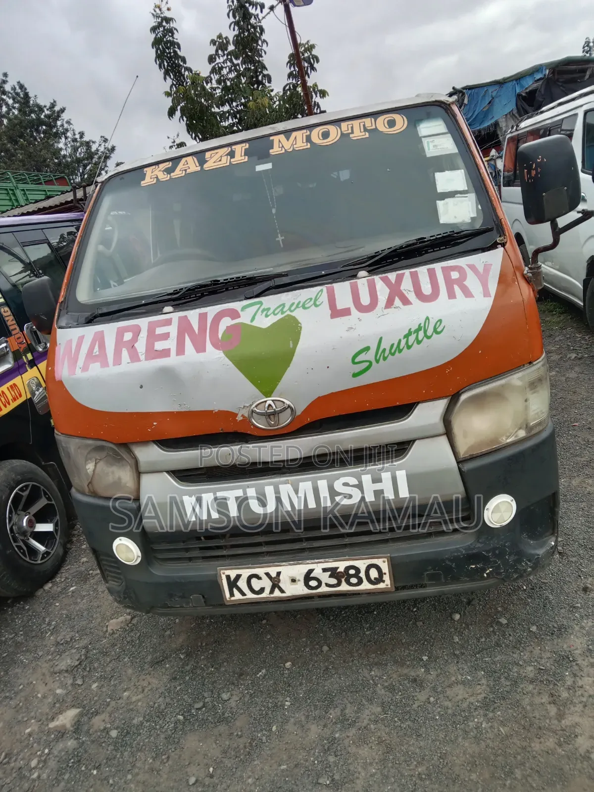 Toyota HiAce 2014 Silver