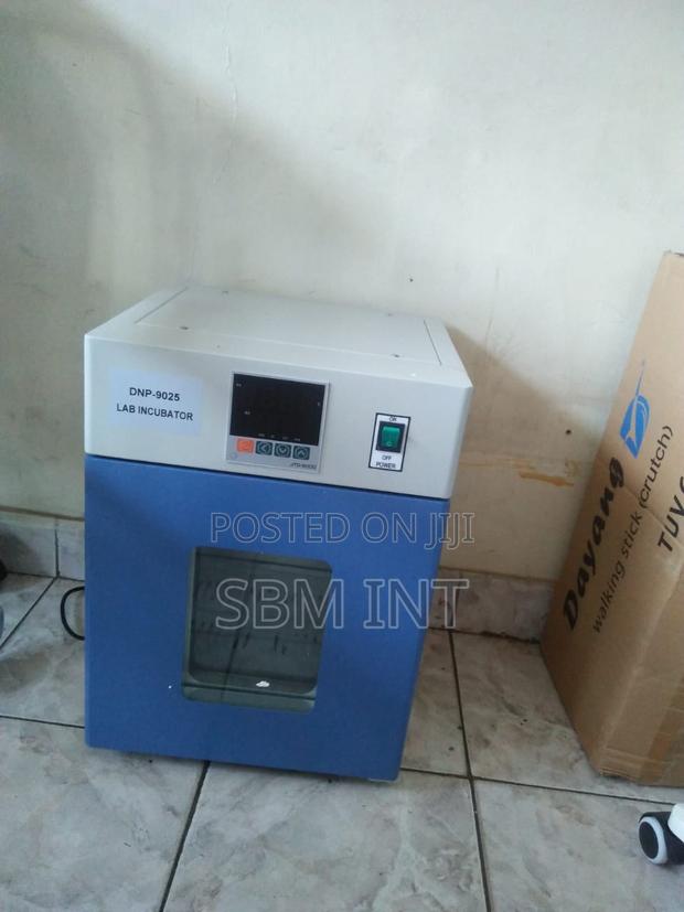 Laboratory Incubator - main view