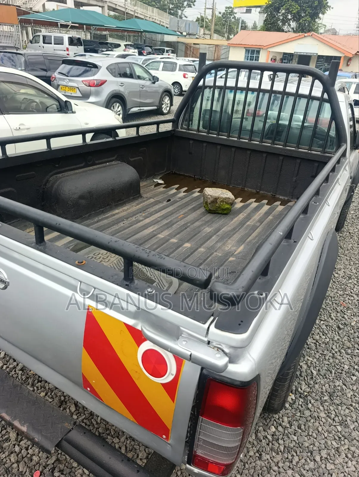 Nissan Hardbody 2016 Silver