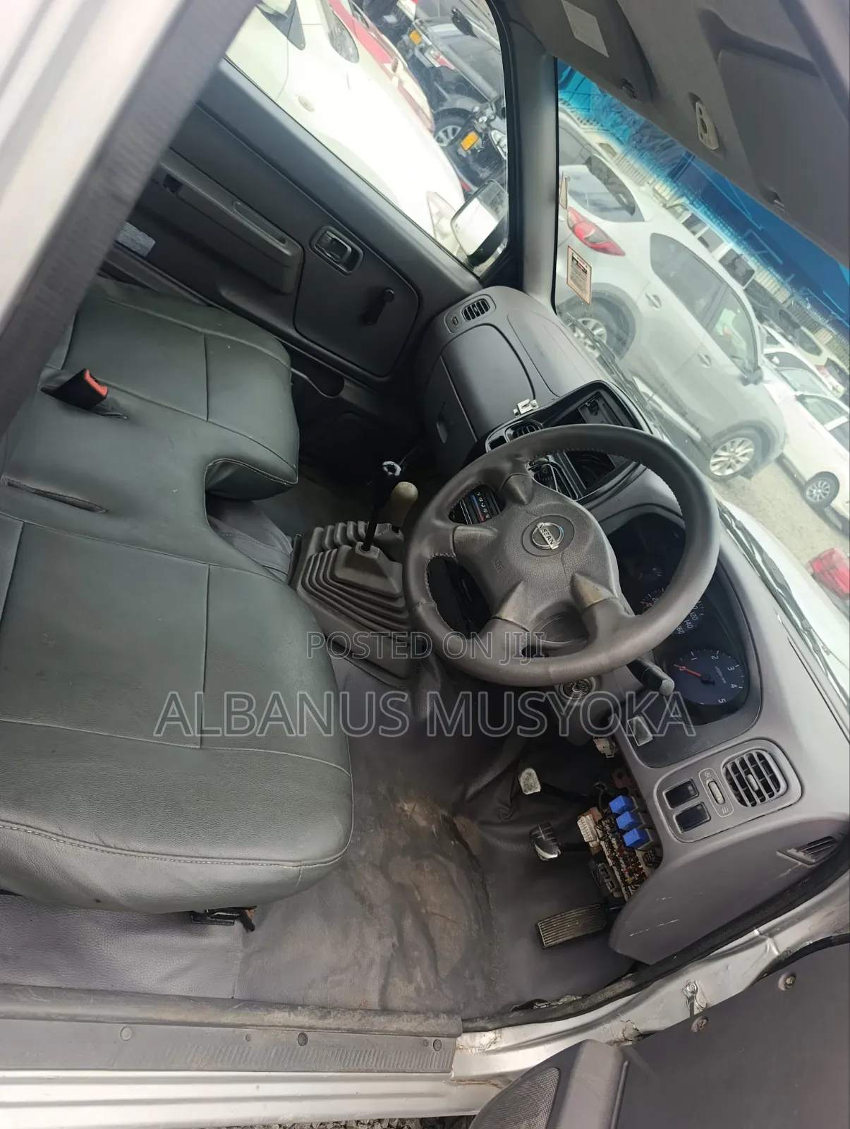 Nissan Hardbody 2016 Silver