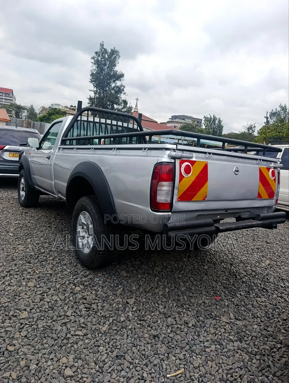 Nissan Hardbody 2016 Silver
