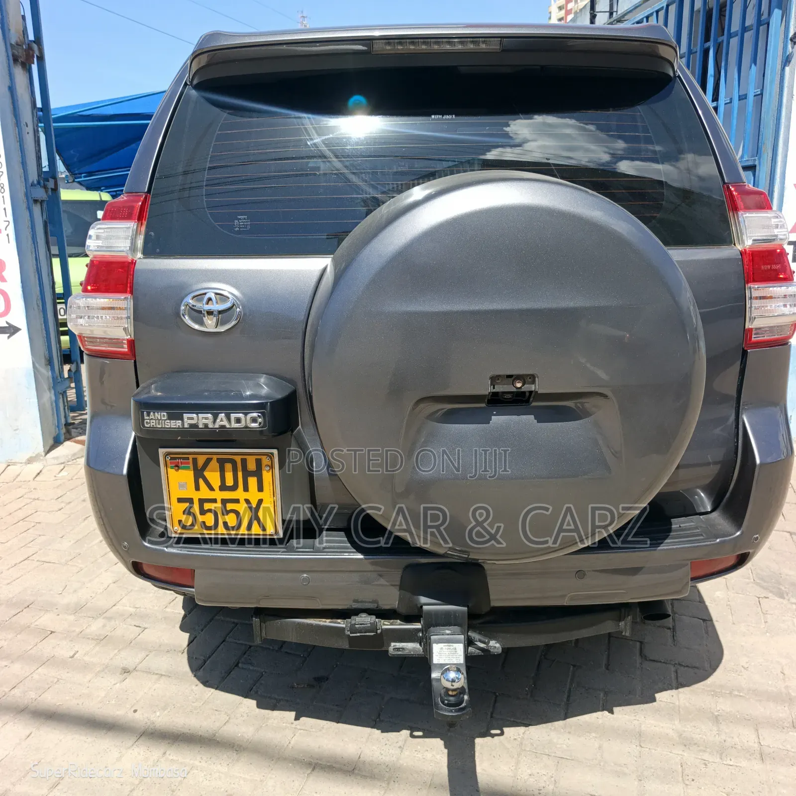 Toyota Land Cruiser Prado 3.0 D-4D (172 Hp) 2014 Gray