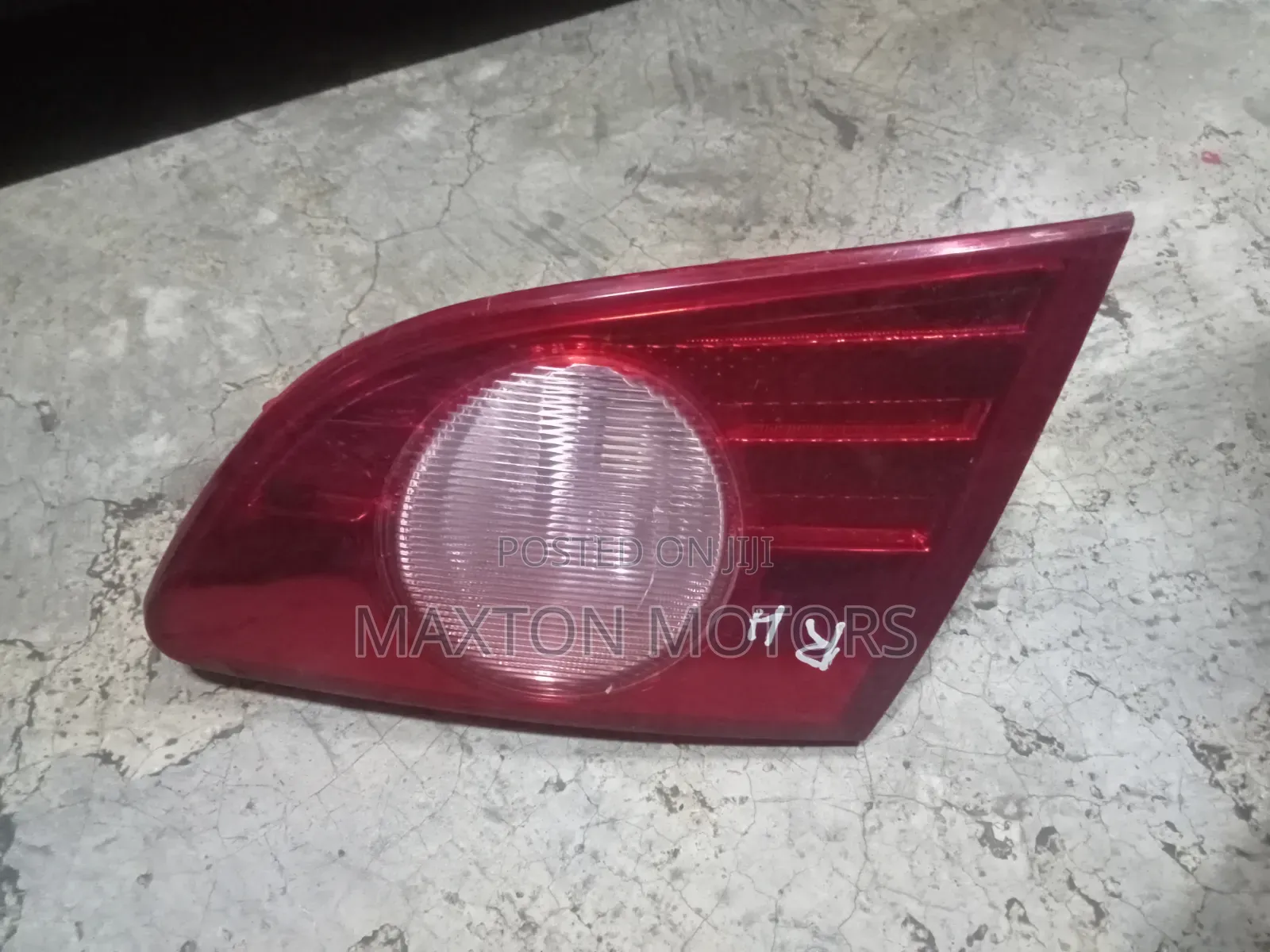 Boot Light Nissan Sylphy N17 Kg11