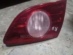 Boot Light Nissan Sylphy N17 Kg11