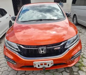 Honda Jade 1.5 Hybrid 2019 Orange