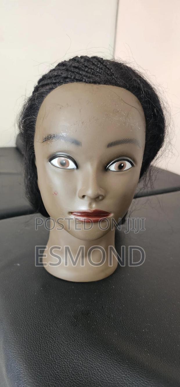 Mannequin Head
